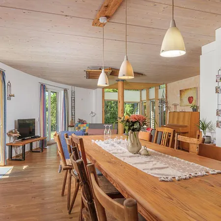 Dornstetten: Sonniges Design Haus: Kamin, Sauna, Hot Pot, Zaun * Dornstetten