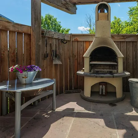 펜션 Dornstetten: Sonniges Design Haus: Kamin, Sauna, Hot Pot, Zaun