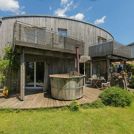펜션 Dornstetten: Sonniges Design Haus: Kamin, Sauna, Hot Pot, Zaun Dornstetten